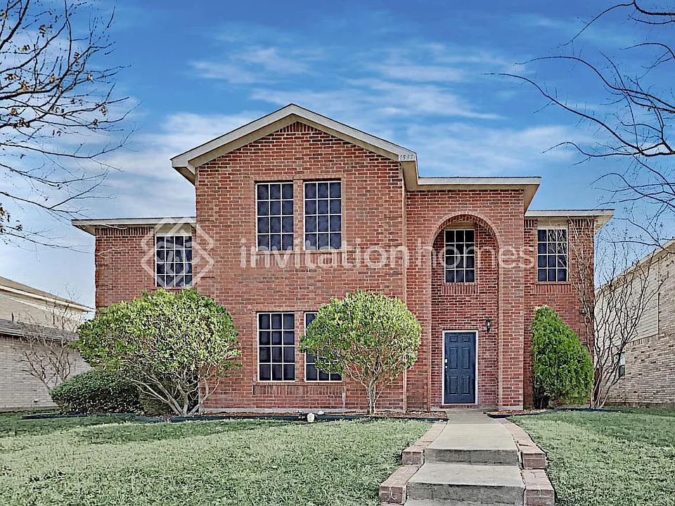 1537 Englewood Dr
