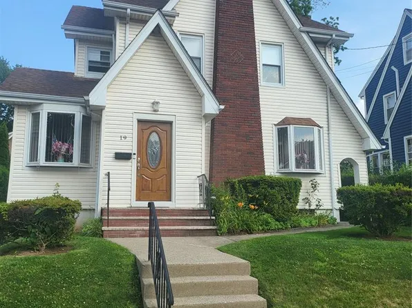 19 Irvington Pl, Clifton, NJ 07013
