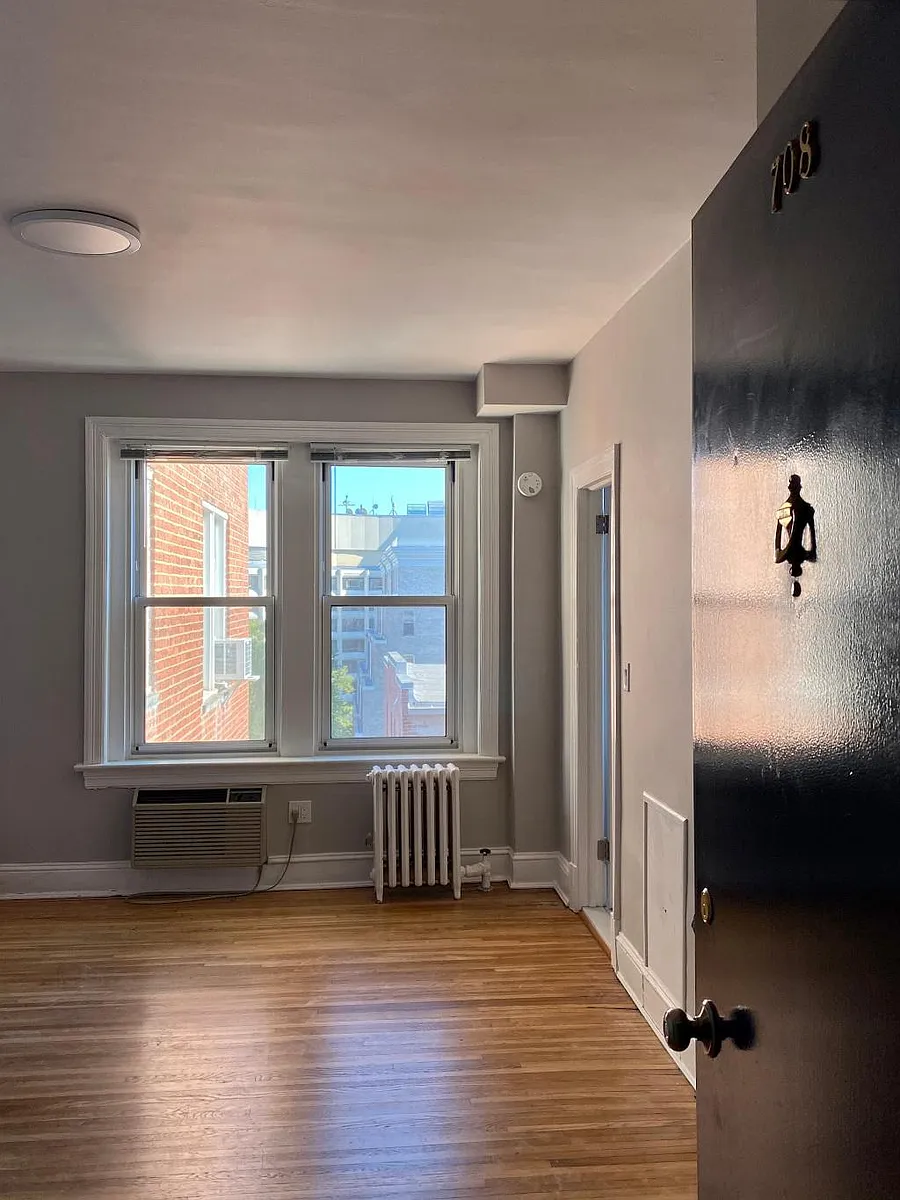 Welcome to Unit #708 - 1954 Columbia Rd NW #708