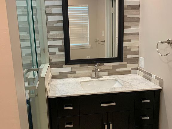 3rd image of 6055 Anita St