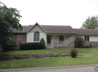 129 N Washington St, Council Grove, KS 66846