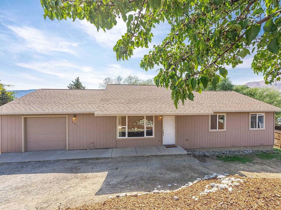 1st image of 681 S Larch Ave