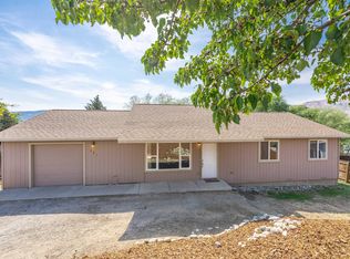 681 S Larch Ave, East Wenatchee, WA 98802