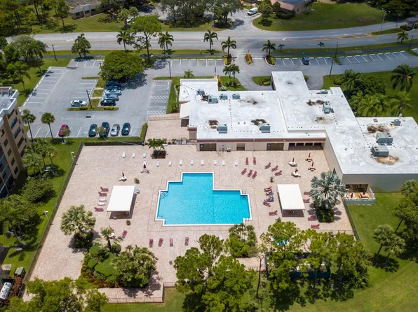 4735 E Lucerne Lakes Blvd E #308, Lake Worth, FL 33467