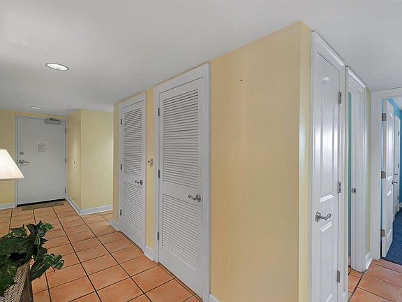 5th image of 1600 Via Deluna Dr #301-A