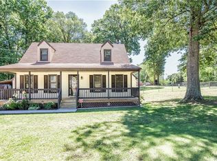 13605 Vance Dr, Chester, VA 23836