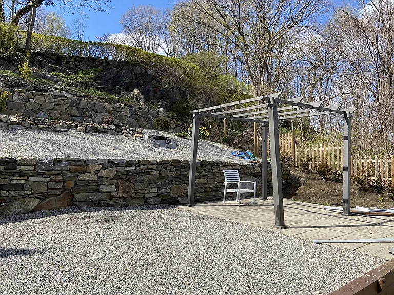 59 Park St — Photo 17