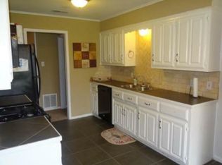 3204 Pioneer Cir, Woodway, TX 76712