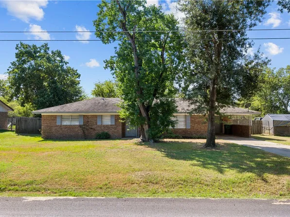111 W Viser St, Madisonville, TX 77864