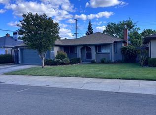 1406 W Locust St, Lodi, CA 95242