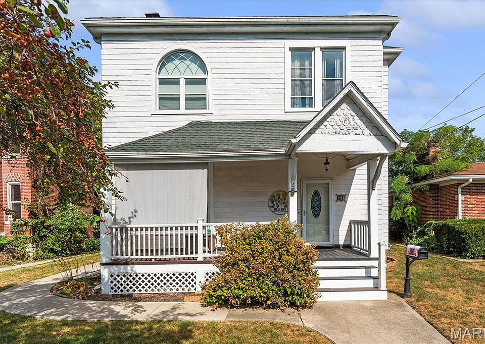 1st image of 609 Sycamore St