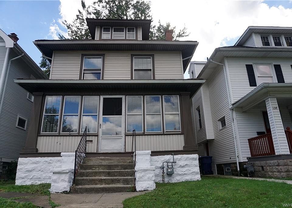 1st image of 132 Englewood Ave