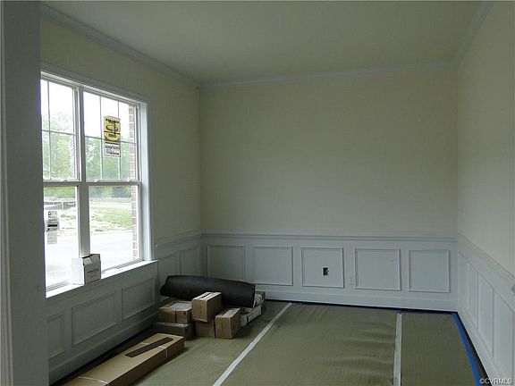 3rd image of 9431 Creek Summit Cir