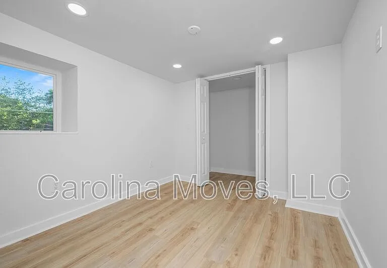 10 Valley View Ln — Photo 24