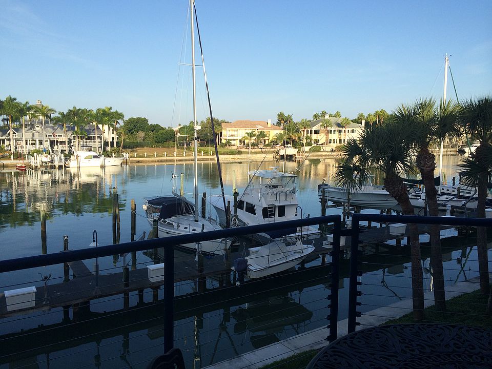 1st image of 910 Pinellas Bayway S APT 202
