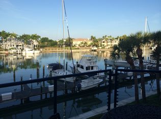910 Pinellas Bayway S APT 202, Tierra Verde, FL 33715