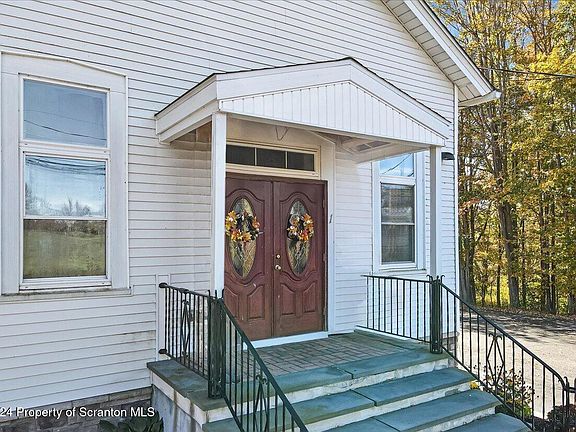5th image of 186 Ledgedale Rd