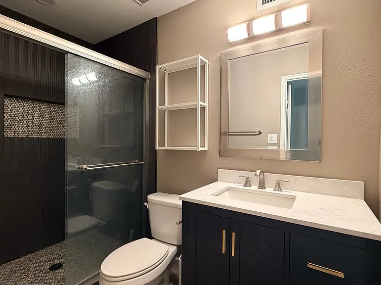2303 S Cottonwood Dr — Photo 12
