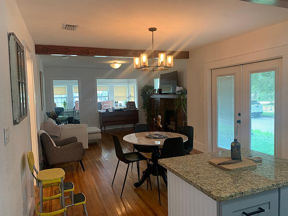 4th image of 1002 E Powhatan Ave