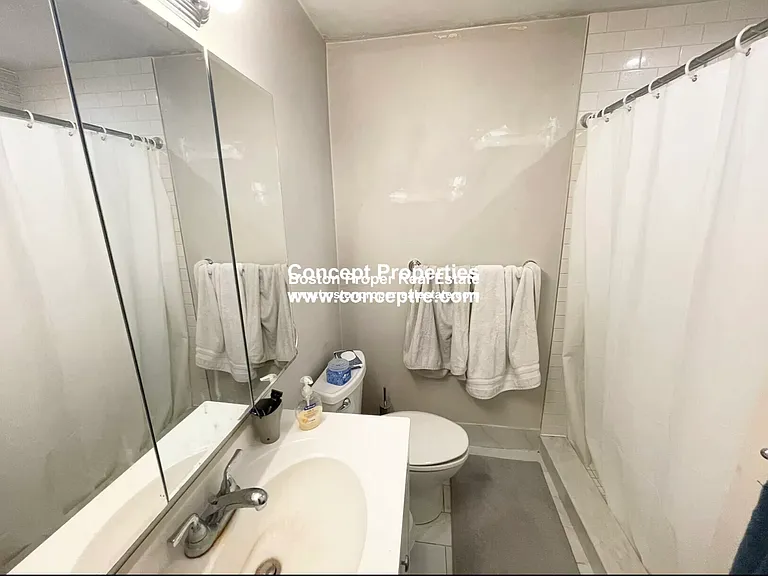 51 Joy St #1R — Photo 7