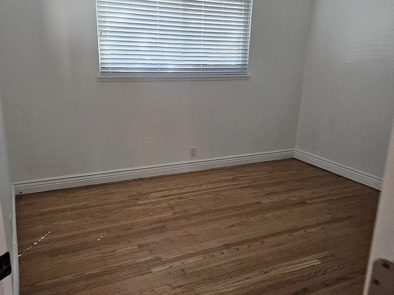 745 Center St — Photo 20