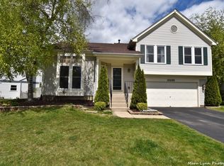 3535 Fairfax Ct W, Aurora, IL
