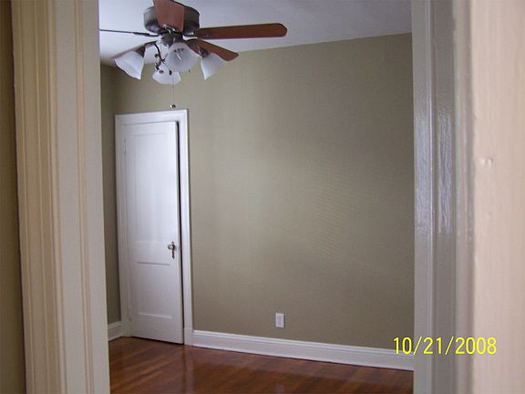 3rd image of 4405 Augusta Ave #A