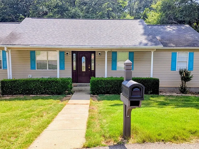 54 Sunny Ln — Photo 1