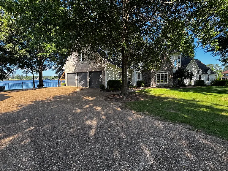 4116 Tahoe Ln #A — Photo 2