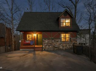 2813 Forrest Way, Pigeon Forge, TN 37863