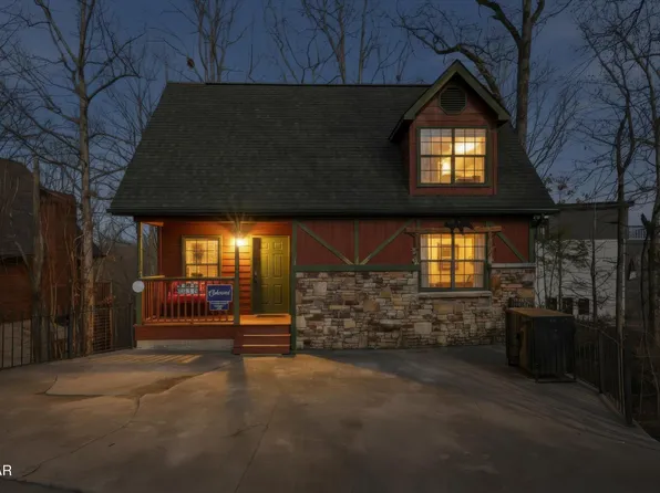 2813 Forrest Way, Pigeon Forge, TN 37863