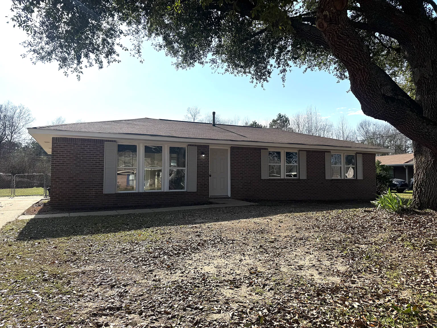 3 bed, 1352 sqft, $1,500 — Photo 2