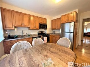 8 Aberdeen St #2, Boston, MA 02215