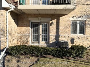 4016 Kilmer Dr #112, Burlington, ON L7M 5A7