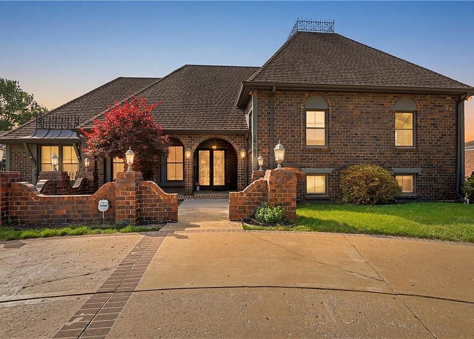 1st image of 16701 E George Franklyn Dr