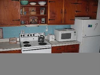 2nd image of 7802 Atlantic Ave