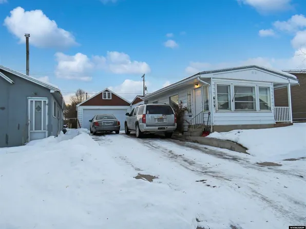 613 Morse Lee St, Evanston, WY 82930