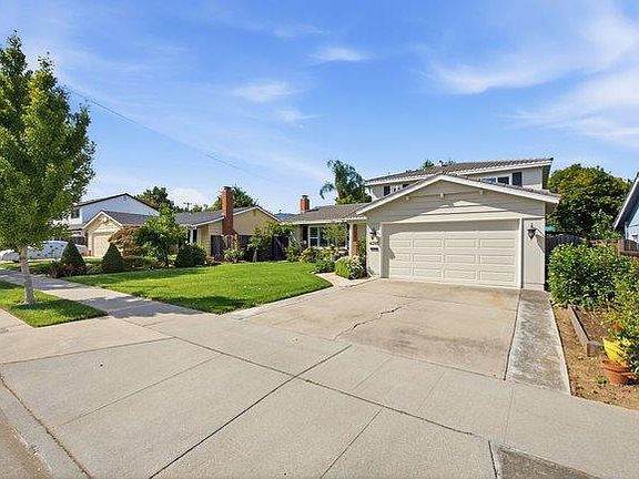 4th image of 4385 Sherbourne Dr