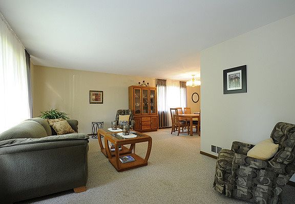 4th image of 14515 S Pinewood Dr