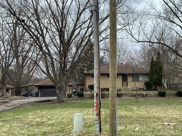 40805 N Delany Rd, Wadsworth, IL 60083