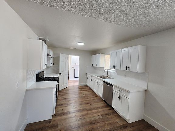 4th image of 47684 Hopi Ave
