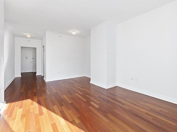 2nd image of 425 5th Ave APT 20D