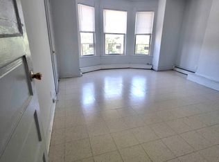 79 Garden St APT 1, Poughkeepsie, NY 12601