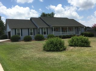 120 Waterford Dr, Bonaire, GA 31005