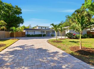 630 Corwood Dr, Sarasota, FL 34234