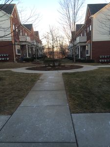 1129 Fountain View Cir #1A, South Lyon, MI, 48178