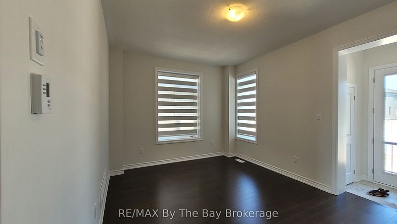 Wasaga Beach House for rent - 4 Bedrooms — photo 2