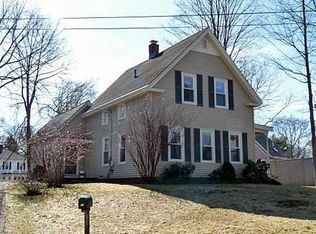 72 Cross St, Franklin, MA 02038