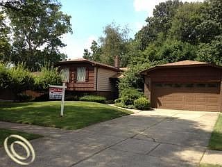 1st image of 3641 Sandburg Dr