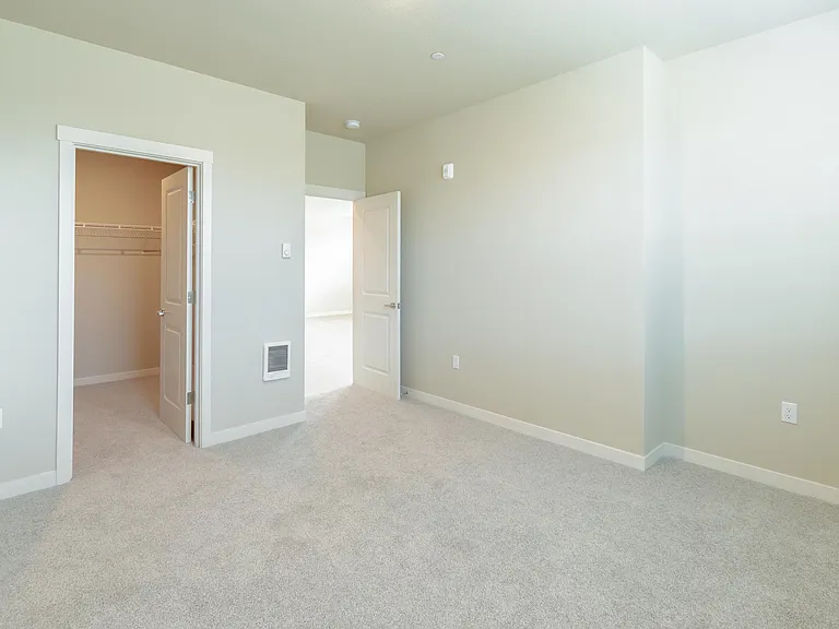 Abbey Creek Apartments — Photo 28